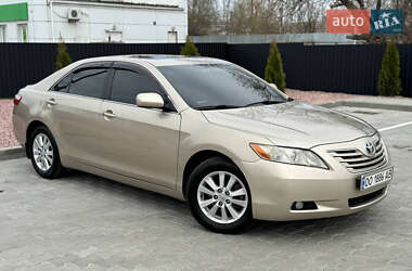 Седан Toyota Camry 2006 в 