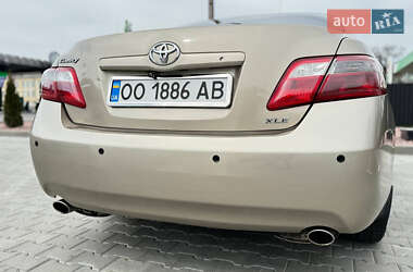 Седан Toyota Camry 2006 в 