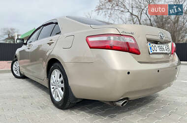 Седан Toyota Camry 2006 в 