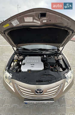 Седан Toyota Camry 2006 в 