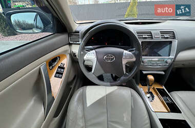 Седан Toyota Camry 2006 в 