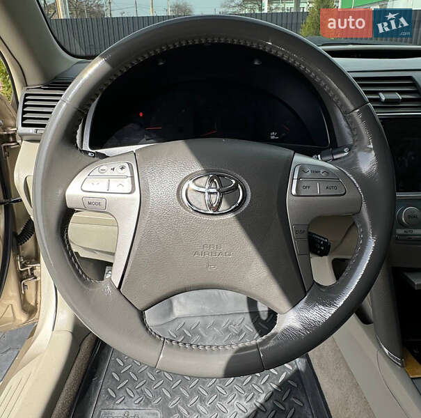 Седан Toyota Camry 2006 в Одесі