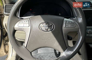 Седан Toyota Camry 2006 в 