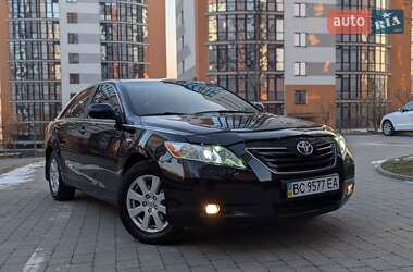 Седан Toyota Camry 2008 в Ивано-Франковске