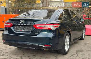 Седан Toyota Camry 2017 в Одессе