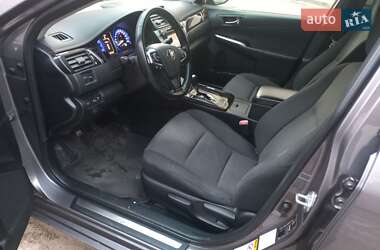 Седан Toyota Camry 2015 в 