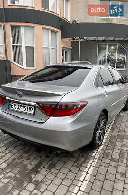 Седан Toyota Camry 2015 в 