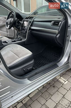 Седан Toyota Camry 2015 в 