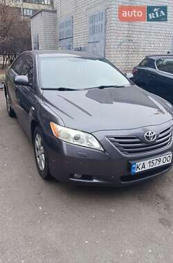 Седан Toyota Camry 2008 в Киеве