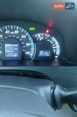 Седан Toyota Camry 2012 в 