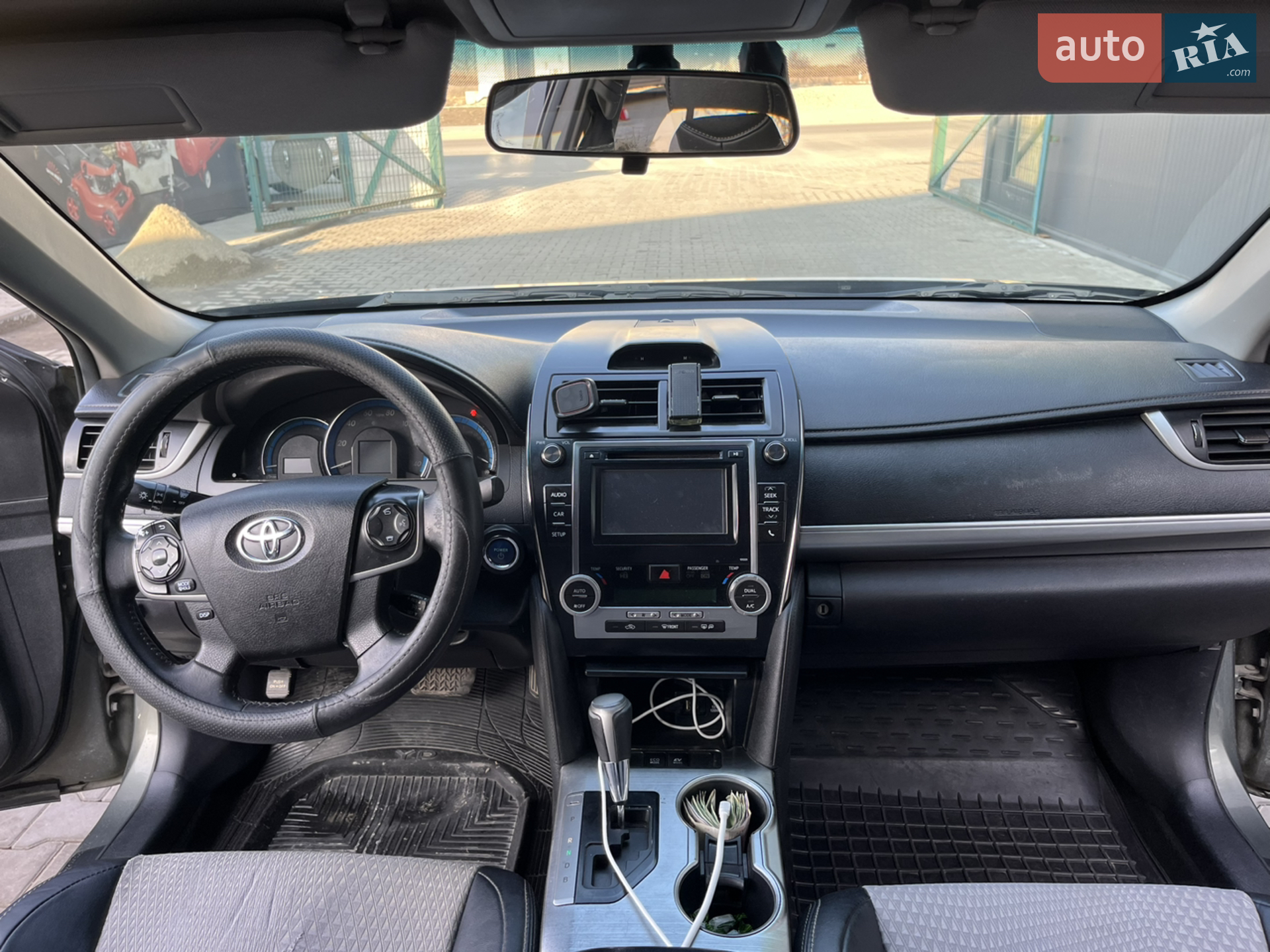 2014 Toyota Camry - мініатюра 10