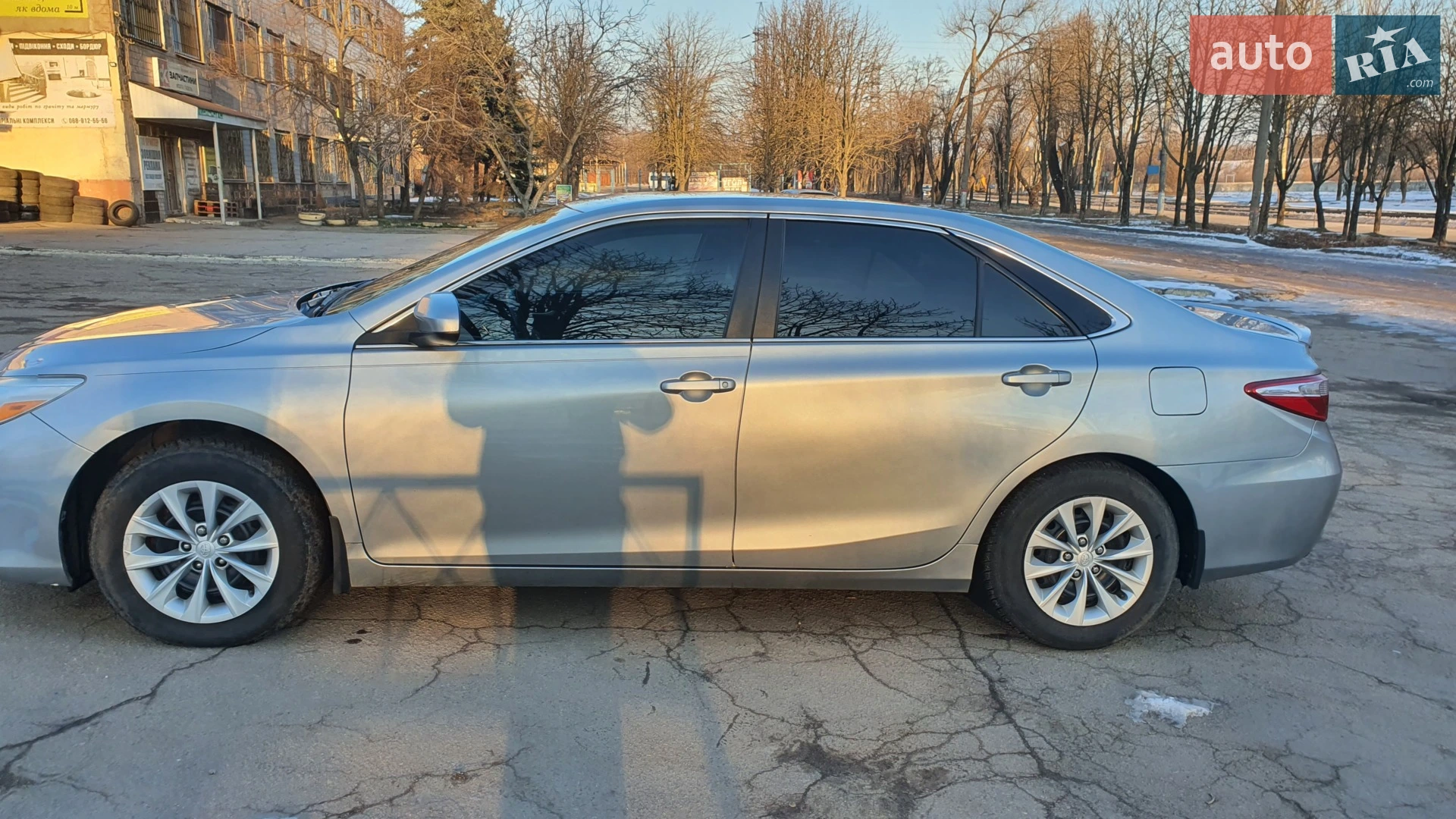 2016 Toyota Camry - мініатюра 2