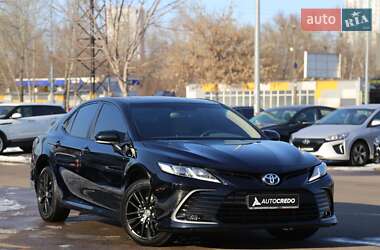 Седан Toyota Camry 2021 в Києві