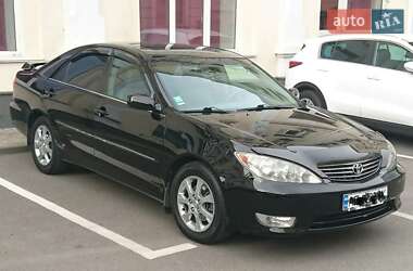 Седан Toyota Camry 2005 в Києві