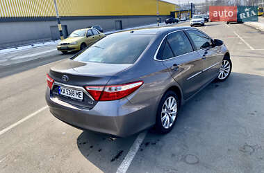 Седан Toyota Camry 2017 в Києві