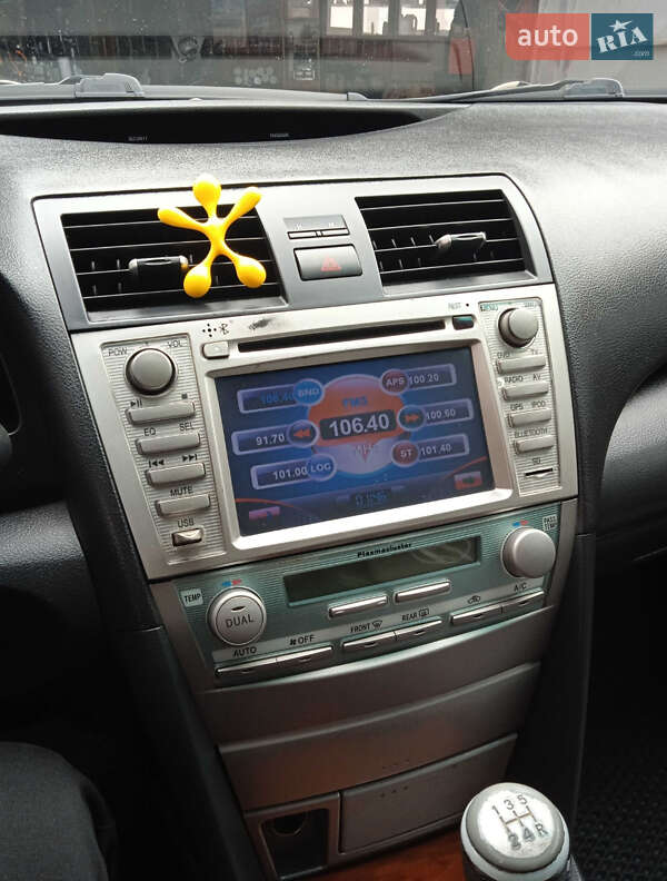 Седан Toyota Camry 2008 в Бориславі