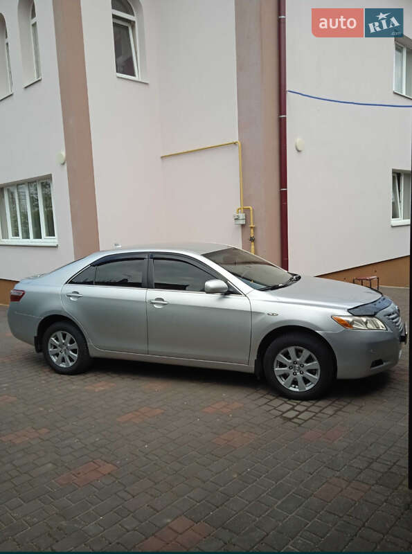 Седан Toyota Camry 2008 в Бориславі