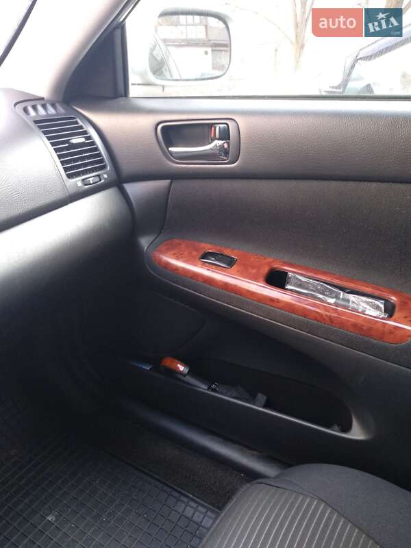 Седан Toyota Camry 2004 в Одесі