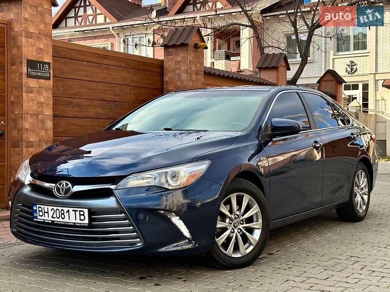 Седан Toyota Camry 2015 в Одесі