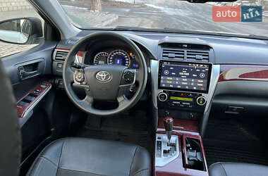 Седан Toyota Camry 2012 в 
