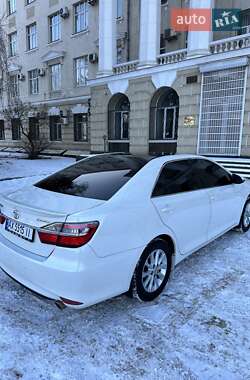 Седан Toyota Camry 2015 в 