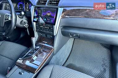 Седан Toyota Camry 2015 в 