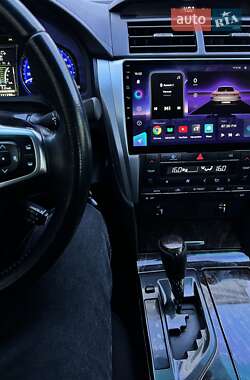 Седан Toyota Camry 2015 в 