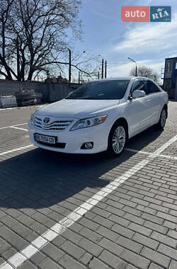 Седан Toyota Camry 2010 в Николаеве