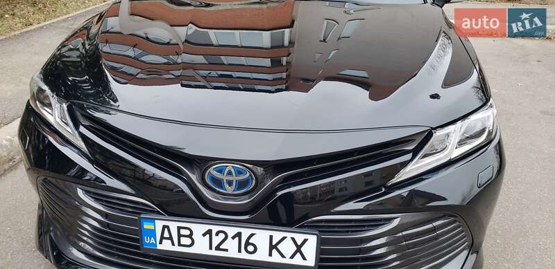 Седан Toyota Camry 2019 в Вінниці