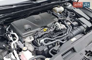 Седан Toyota Camry 2019 в 