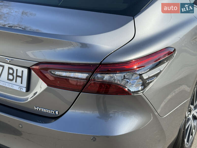 Седан Toyota Camry 2021 в Кременчуці