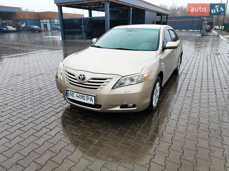 Седан Toyota Camry 2008 в Желтых Водах