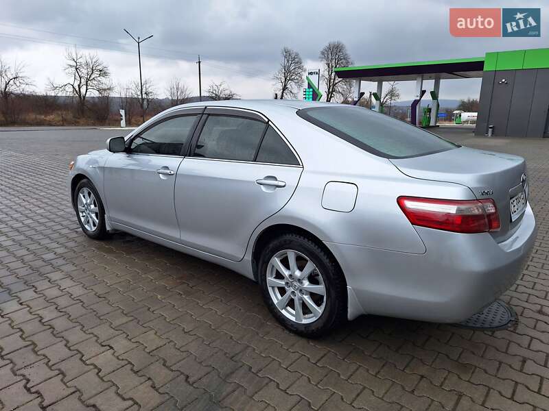 Седан Toyota Camry 2008 в Чернівцях