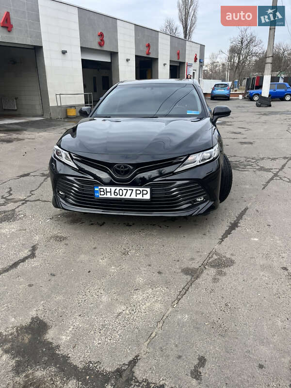 Седан Toyota Camry 2019 в Одессе фото Седан Toyota Camry 2019 в Одессе