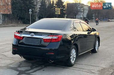 Седан Toyota Camry 2012 в Пятихатках