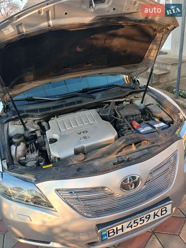 Седан Toyota Camry 2008 в Болграде