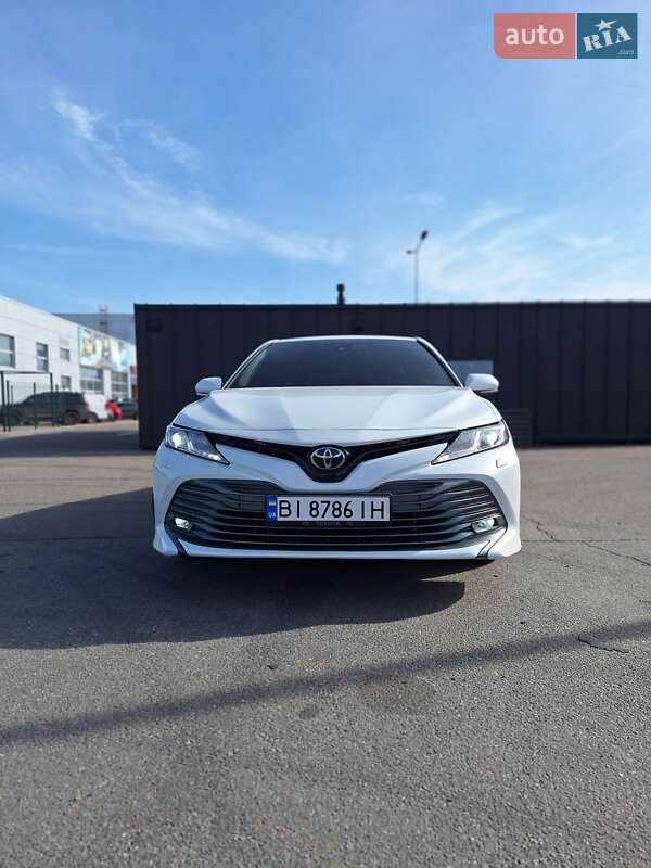 Toyota Camry 2018