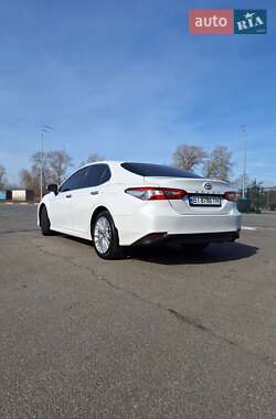 Седан Toyota Camry 2018 в 