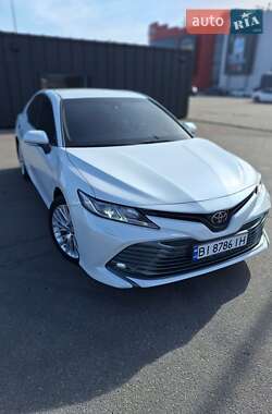 Седан Toyota Camry 2018 в 