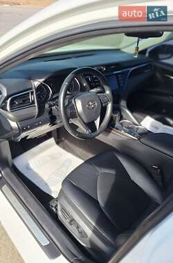 Седан Toyota Camry 2018 в 