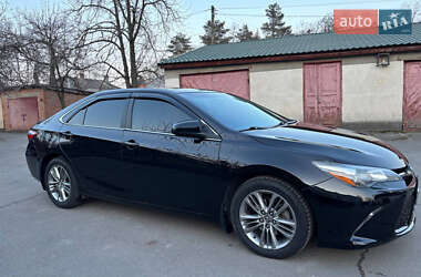 Седан Toyota Camry 2015 в Гайсину