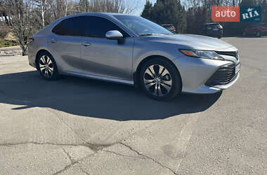 Седан Toyota Camry 2020 в Харкові