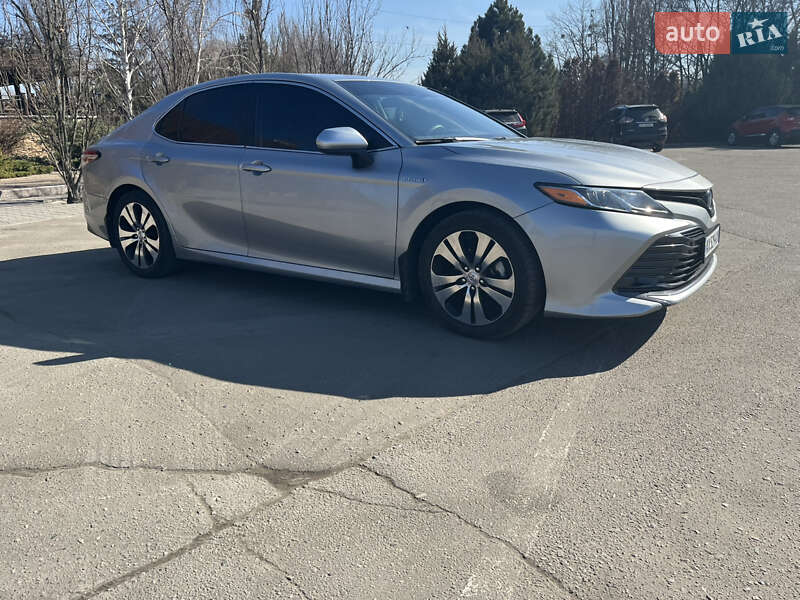 Toyota Camry 2020