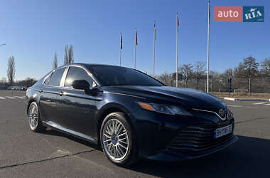 Седан Toyota Camry 2020 в Одессе