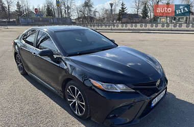 Седан Toyota Camry 2019 в Первомайську