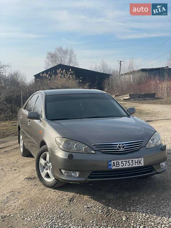 Седан Toyota Camry 2005 в Вінниці