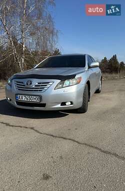 Седан Toyota Camry 2006 в Дніпрі