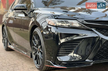 Седан Toyota Camry 2023 в Киеве