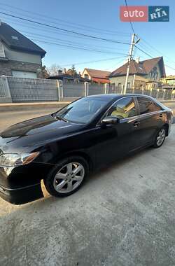 Седан Toyota Camry 2008 в Чернівцях