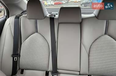 Седан Toyota Camry 2020 в 